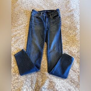 American Eagle Outfitters Women's Dark Blue Skinny Jeans